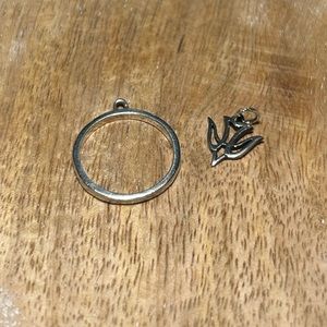 Retired James Avery Dove Charm Dangle Sterling Silver Ring